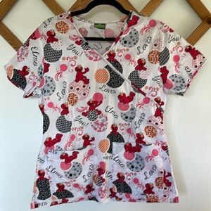 Elmo cotton scrub top size M♥️